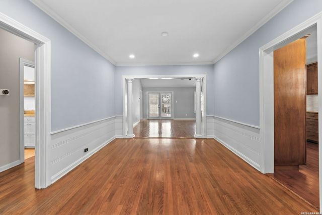 216 TUXEDO AVE, Alamo Heights, TX 78209