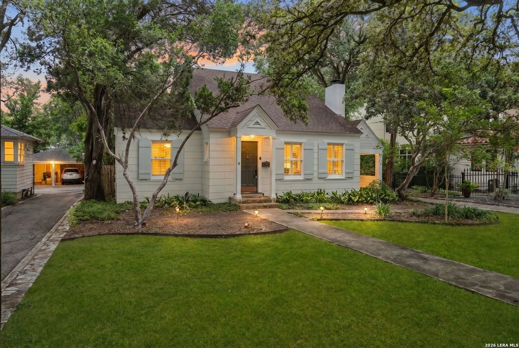 216 TUXEDO AVE, Alamo Heights, TX 78209