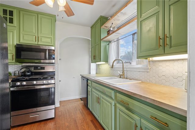 391 Memorial Drive SE, Cedar Rapids, IA 52403