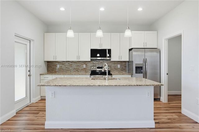 518 braelyn st, La Belle, FL 33935