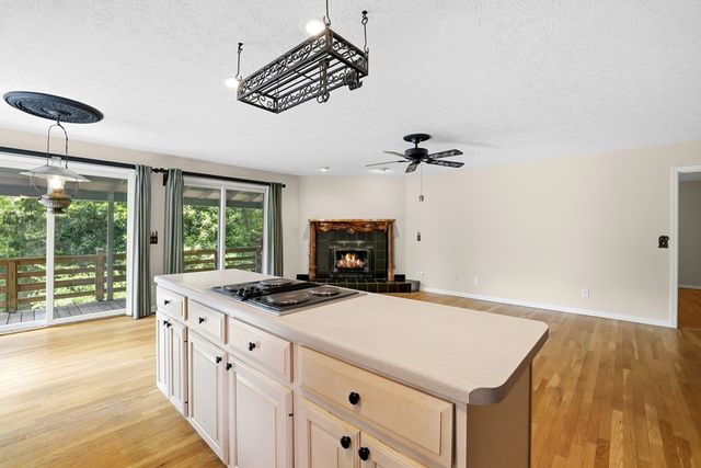 27 Dogwood Hollar Lane, Hayesville, NC 28904