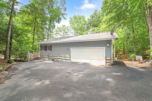 27 Dogwood Hollar Lane, Hayesville, NC 28904