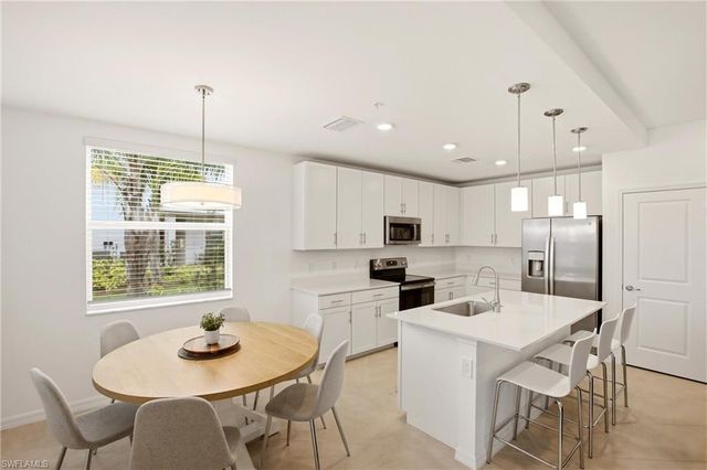 3771 Pebblebrook Point CIR 102, Fort Myers, FL 33905