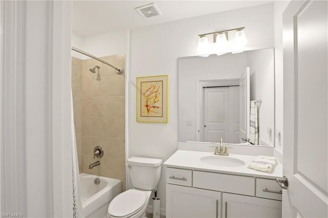 3771 Pebblebrook Point CIR 102, Fort Myers, FL 33905