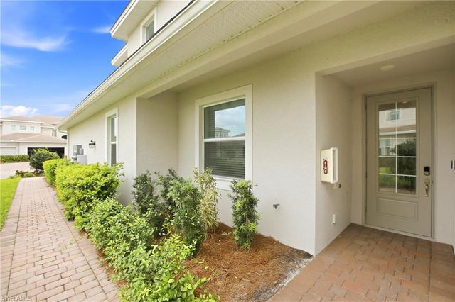 3771 Pebblebrook Point CIR 102, Fort Myers, FL 33905