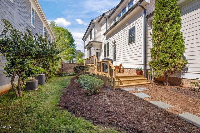 113 Sharp Street, Chapel Hill, NC 27516