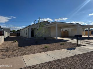 1515 W MCKINLEY Street 2, Phoenix, AZ 85007