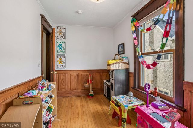 812 42nd Avenue N, Minneapolis, MN 55412