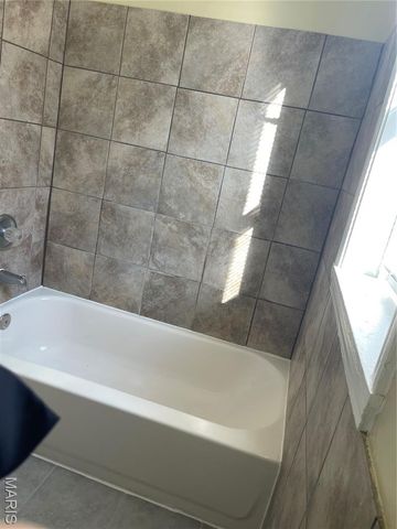 4928 Devonshire Avenue, St Louis, MO 63109