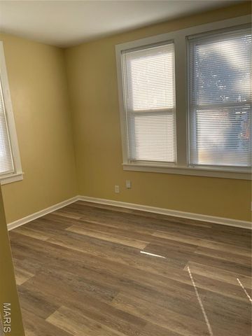 4928 Devonshire Avenue, St Louis, MO 63109