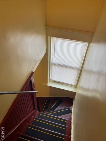 4928 Devonshire Avenue, St Louis, MO 63109