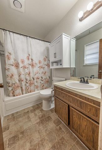 2317 78th Street, Lubbock, TX 79423