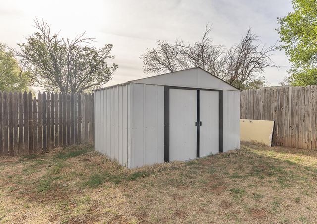 2317 78th Street, Lubbock, TX 79423