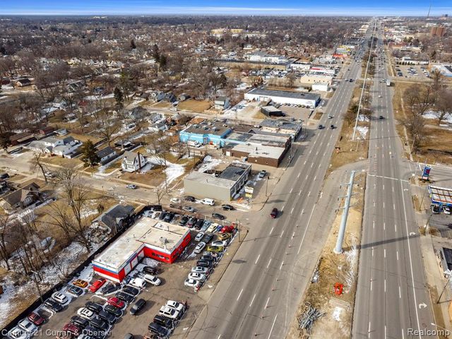7417 W 8 Mile Road, Detroit, MI 48221