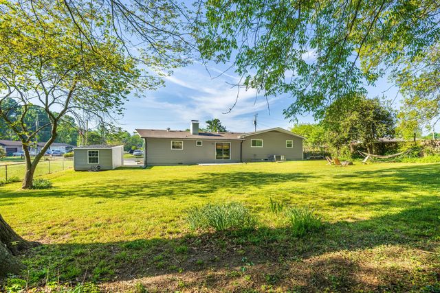 248 Sharon Circle, Rossville, GA 30741