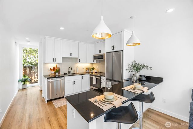 1906 S State Street, Seattle, WA 98144