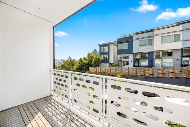 1906 S State Street, Seattle, WA 98144
