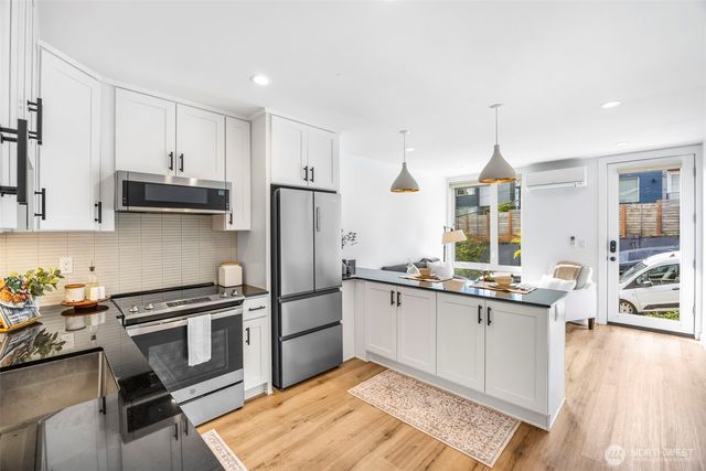 1906 S State Street, Seattle, WA 98144