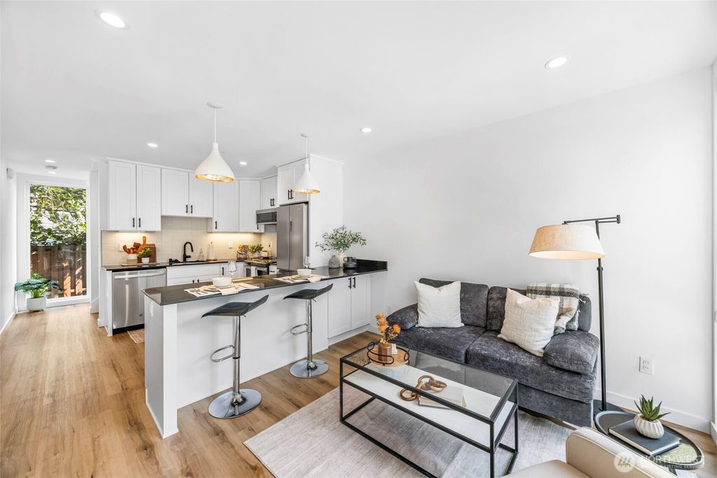 1906 S State Street, Seattle, WA 98144