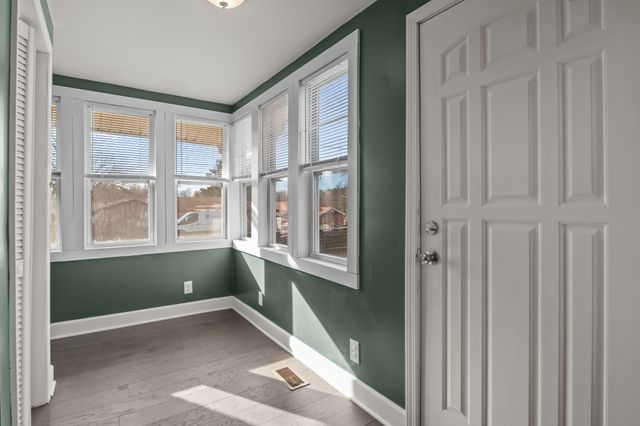 202 Parkway, W, Dickson, TN 37055