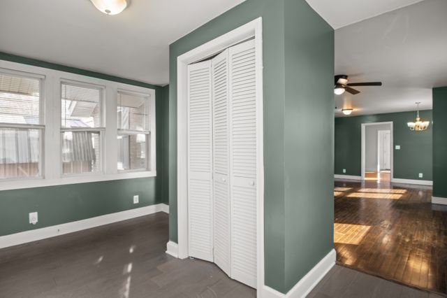 202 Parkway, W, Dickson, TN 37055