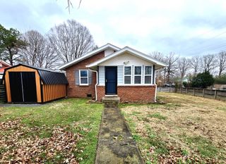 202 Parkway, W, Dickson, TN 37055