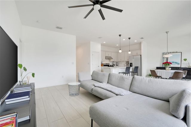 577 DISA DRIVE, Davenport, FL 33837