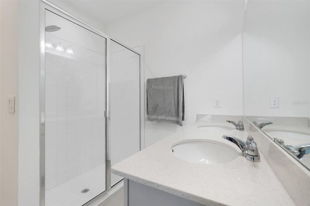 577 DISA DRIVE, Davenport, FL 33837