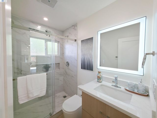 6746 Bollinger Rd, San Jose, CA 95129