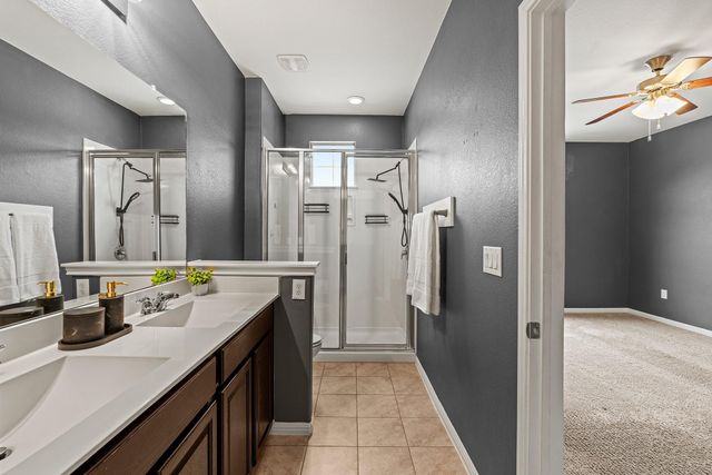 1001 Zodiac LN 11, Round Rock, TX 78665