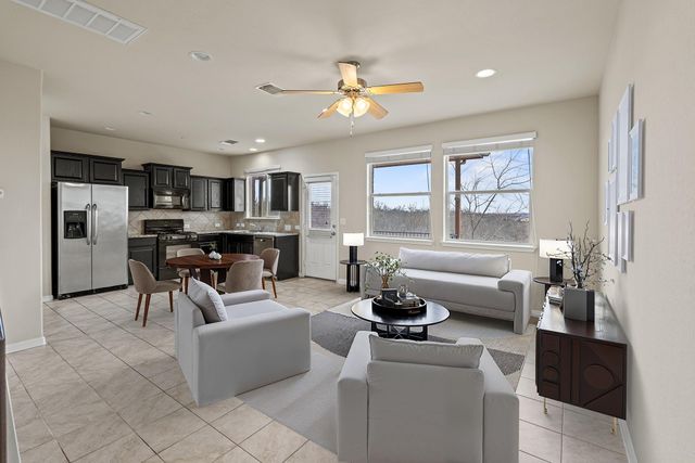 1001 Zodiac LN 11, Round Rock, TX 78665