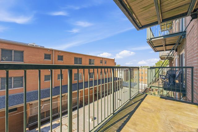 811 Chicago Avenue 405, Evanston, IL 60202