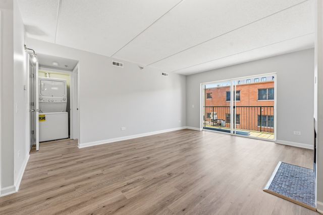 811 Chicago Avenue 405, Evanston, IL 60202