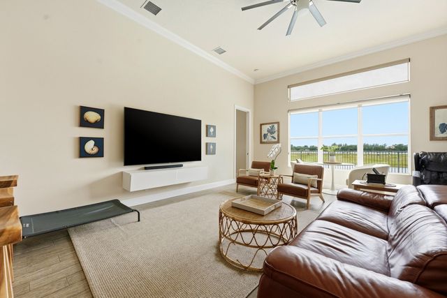 851 Edgebrook Lane, West Palm Beach, FL 33411
