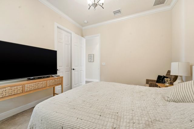 851 Edgebrook Lane, West Palm Beach, FL 33411