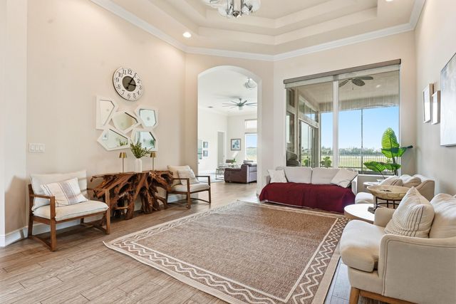 851 Edgebrook Lane, West Palm Beach, FL 33411