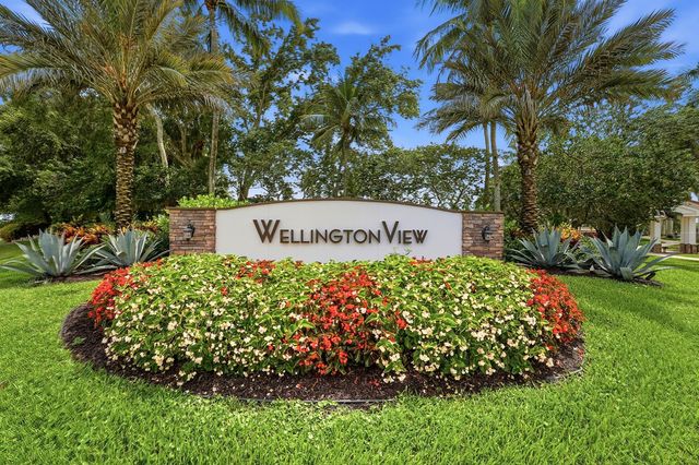 851 Edgebrook Lane, West Palm Beach, FL 33411