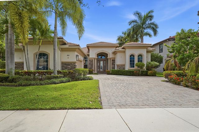 851 Edgebrook Lane, West Palm Beach, FL 33411