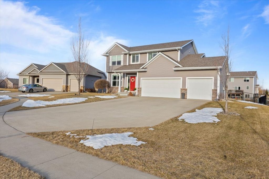 1701 NW Ridge Road, Ankeny, IA 50023