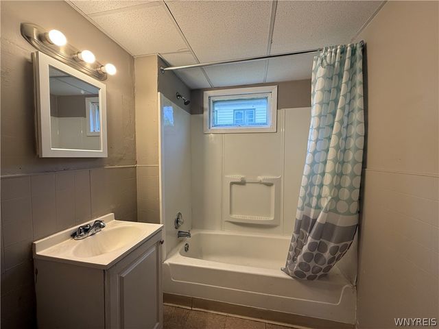 52 Langmeyer Avenue, Buffalo, NY 14215