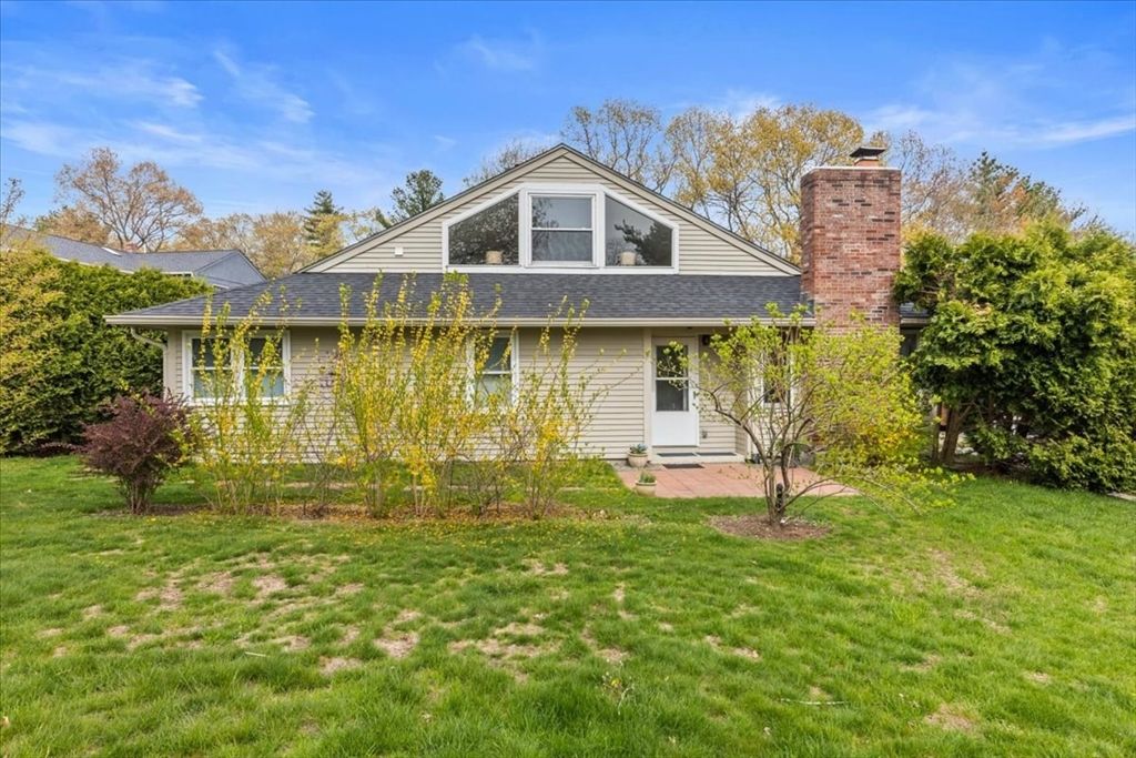 5 Ascot Lane 5, Uxbridge, MA 01569