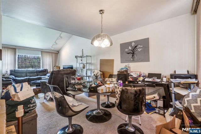 678 Morsetown Road, West Milford, NJ 07480