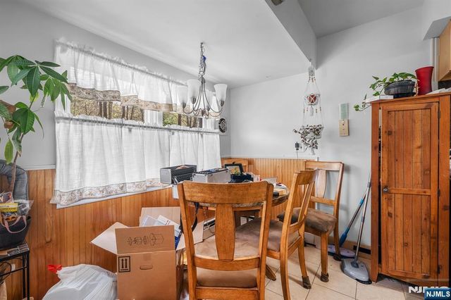 678 Morsetown Road, West Milford, NJ 07480