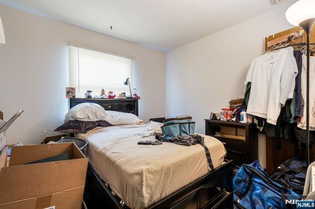 678 Morsetown Road, West Milford, NJ 07480