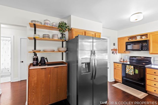 1518 Gladstone Drive Se, City Of Grand Rapids, MI 49506