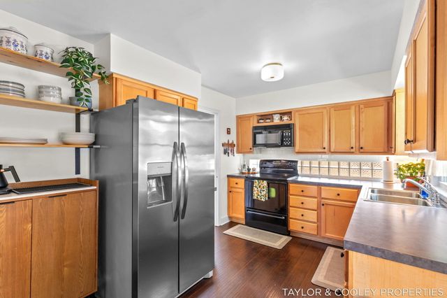 1518 Gladstone Drive Se, City Of Grand Rapids, MI 49506