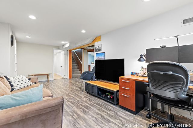 1518 Gladstone Drive Se, City Of Grand Rapids, MI 49506