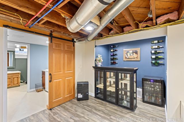 1518 Gladstone Drive Se, City Of Grand Rapids, MI 49506