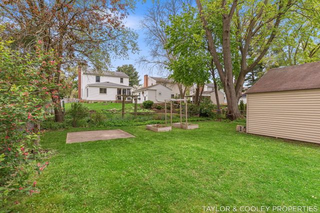 1518 Gladstone Drive Se, City Of Grand Rapids, MI 49506
