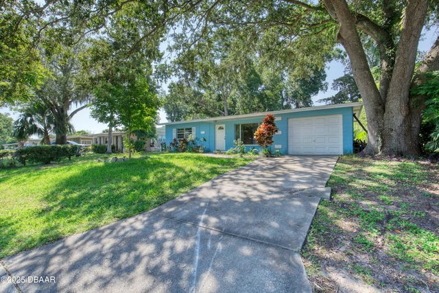 1133 Bradenton Road, Daytona Beach, FL 32114
